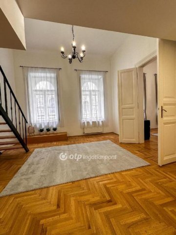 Eladó téglalakás, Budapesten, VI. kerületben 95.9 M Ft, 3 szobás