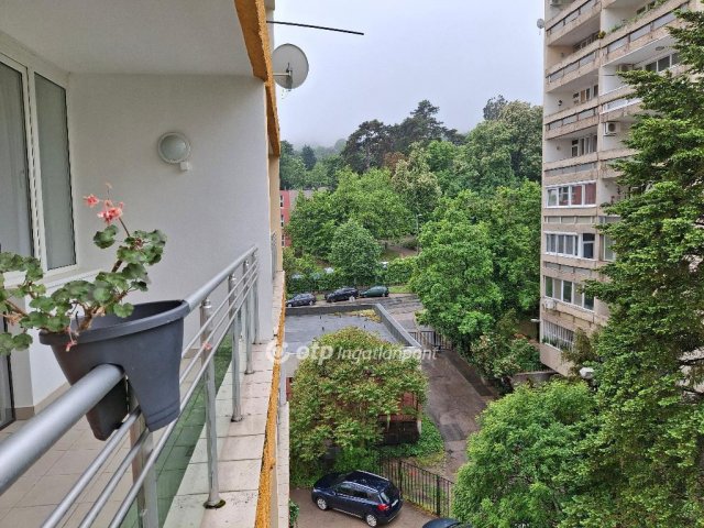 Eladó téglalakás, Budapesten, II. kerületben 84.9 M Ft, 2 szobás