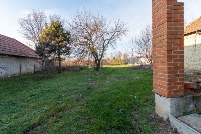 Eladó családi ház, Lepsényben 17.5 M Ft, 2 szobás