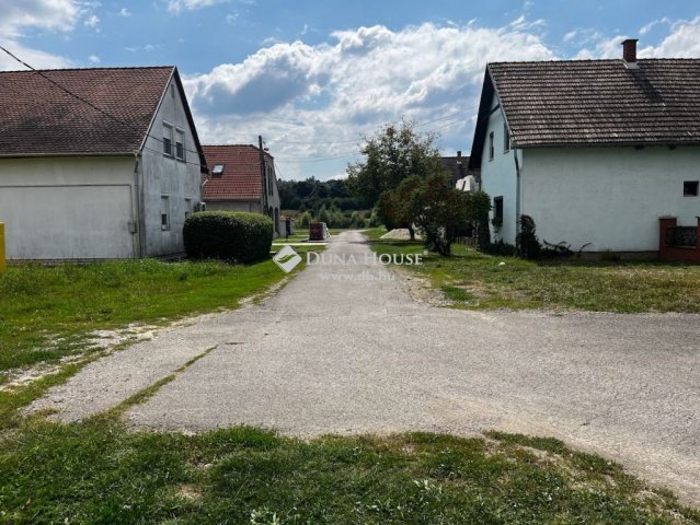 Eladó telek, Magyarhertelenden 3.9 M Ft / költözzbe.hu