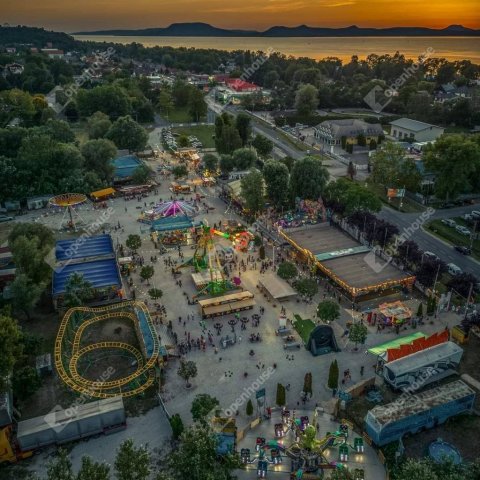 Eladó téglalakás, Balatonlelleén 99 M Ft, 3 szobás