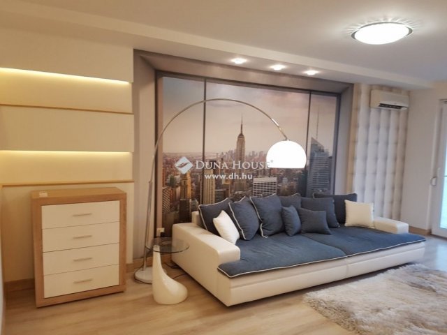 Kiadó téglalakás, albérlet, Debrecenben 395 E Ft / hó, 3 szobás