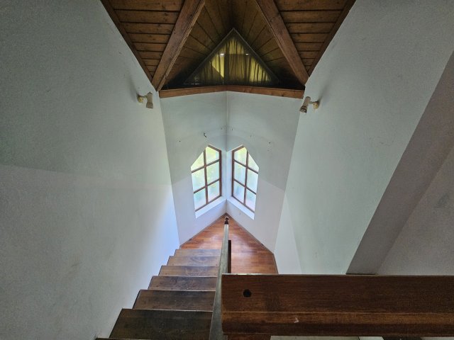 Eladó családi ház, Szentendrén 125 M Ft, 5 szobás