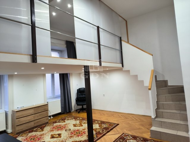 Eladó téglalakás, Budapesten, VI. kerületben 94.9 M Ft, 1 szobás