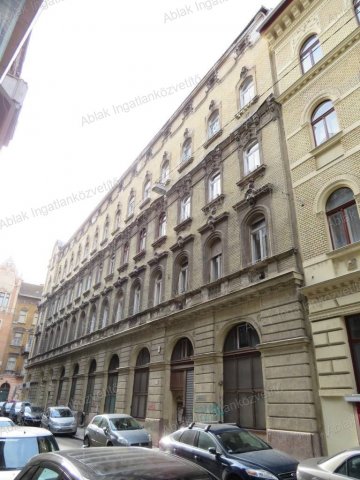 Eladó téglalakás, Budapesten, VI. kerületben 160 M Ft, 4 szobás