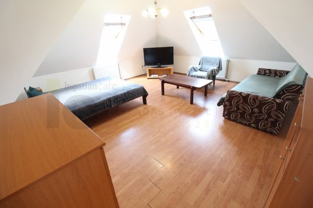 Kiadó téglalakás, albérlet, Szegeden 160 E Ft / hó, 2 szobás