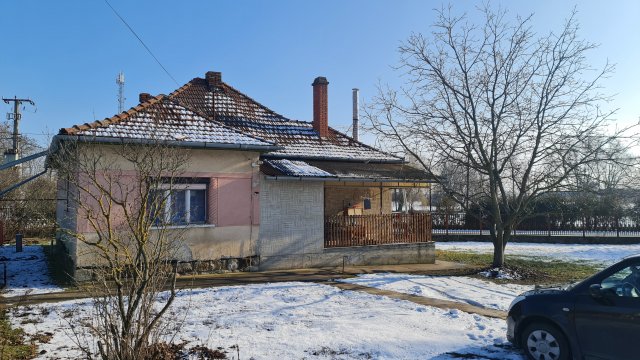 Eladó családi ház, Jászszentandráson 17.5 M Ft, 3 szobás