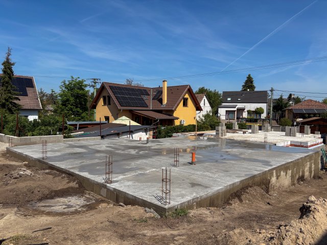 Eladó családi ház, Gödön 265 M Ft, 4 szobás
