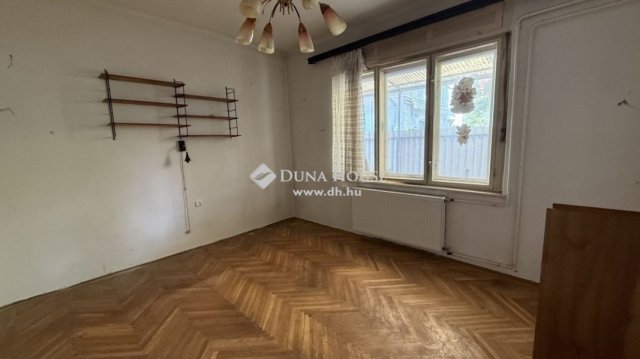 Eladó családi ház, Budapesten, XVIII. kerületben 81.9 M Ft