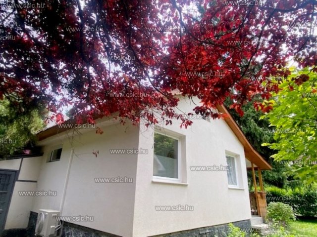 Eladó családi ház, Szentendrén 47.8 M Ft, 2 szobás