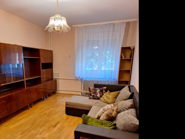 Eladó panellakás, Székesfehérvárott 38 M Ft, 1+1 szobás