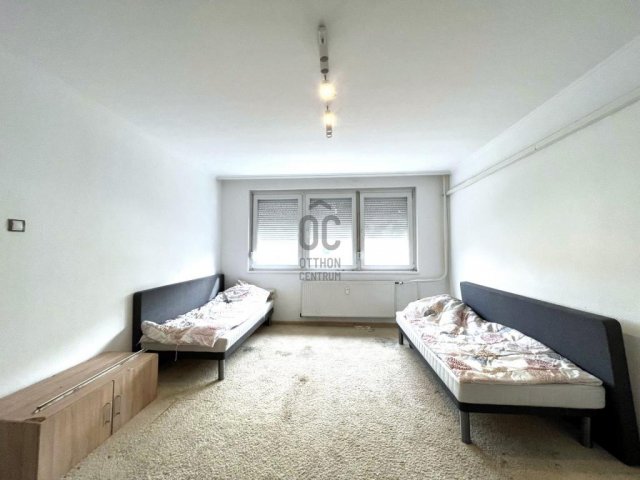 Eladó panellakás, Budapesten, XX. kerületben 75 M Ft, 6 szobás