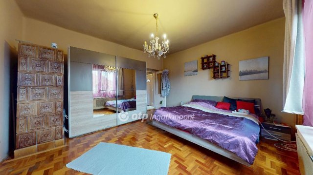 Eladó családi ház, Nyírbátorban 25.6 M Ft, 3 szobás