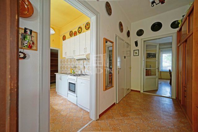 Eladó családi ház, Budapesten, XV. kerületben 67 M Ft, 3 szobás