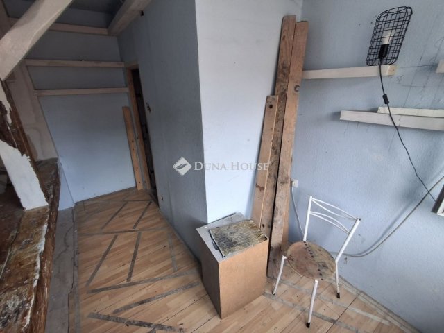 Eladó téglalakás, Budapesten, X. kerületben 34.9 M Ft, 3 szobás