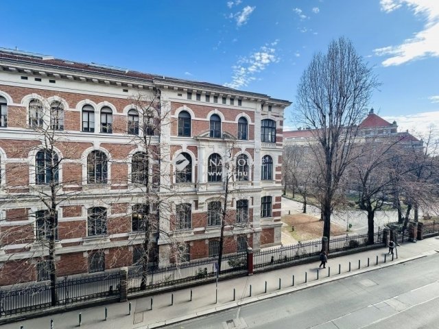 Eladó téglalakás, Budapesten, XI. kerületben 89.9 M Ft, 2 szobás