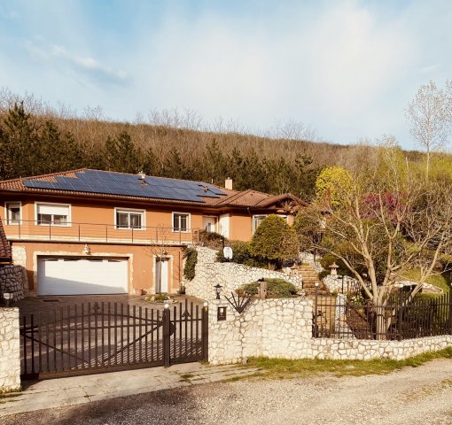Eladó családi ház, Sülysápon 199 M Ft, 4 szobás