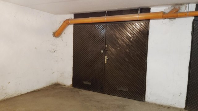 Eladó garázs, Nyíregyházán 6.3 M Ft, 1 szobás