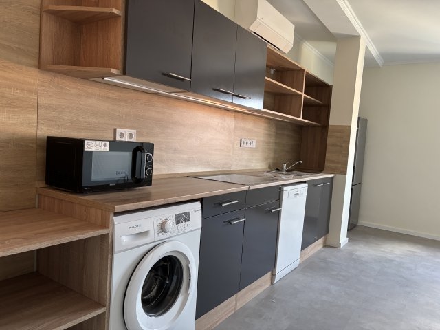 Kiadó téglalakás, albérlet, Esztergomban 145 E Ft / hó