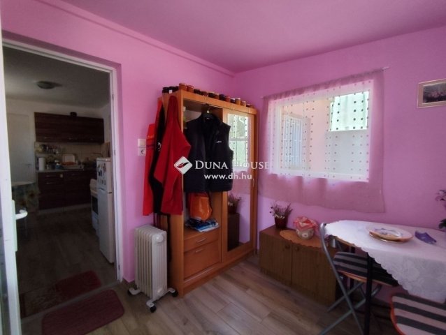 Eladó családi ház, Budapesten, XXI. kerületben 35.5 M Ft