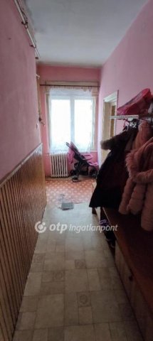 Eladó családi ház, Salgótarjánban 9 M Ft, 2 szobás