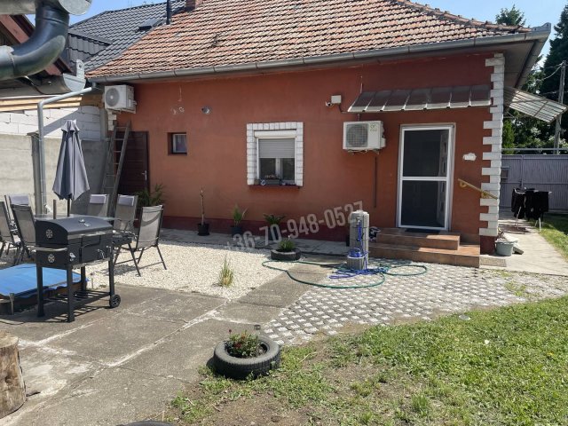 Eladó ikerház, Békéscsabán 36.9 M Ft, 2 szobás