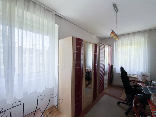 Eladó téglalakás, Budapesten, X. kerületben 79.9 M Ft, 3 szobás