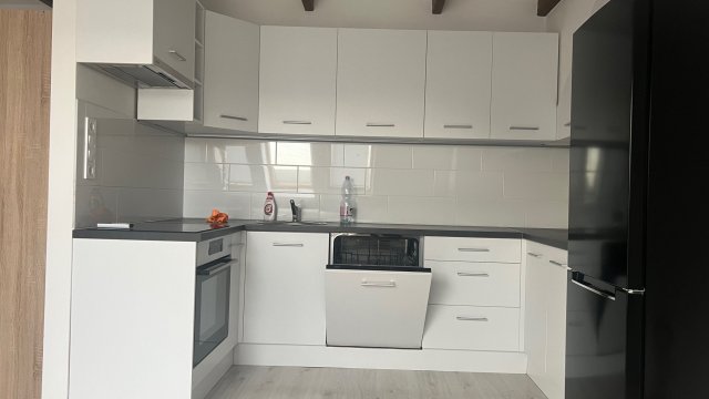 Kiadó téglalakás, albérlet, Székesfehérvárott 220 E Ft / hó