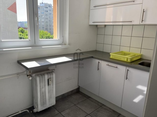 Eladó panellakás, Budapesten, III. kerületben 79.9 M Ft, 3 szobás