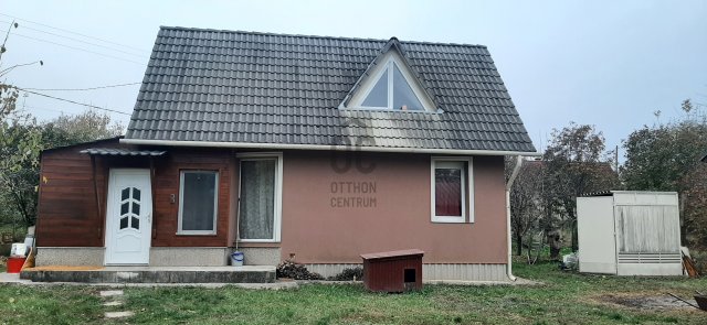 Eladó családi ház, Pellérden 21.99 M Ft, 2 szobás