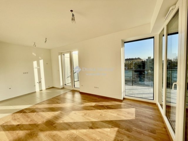 Eladó téglalakás, Budapesten, III. kerületben 104.9 M Ft