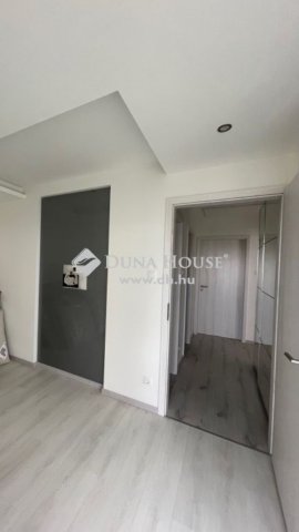 Eladó téglalakás, Gyömrőn 75 M Ft, 4 szobás