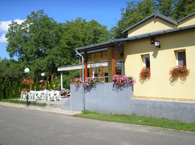 Eladó hotel, Tiszabecsen 130 M Ft / költözzbe.hu
