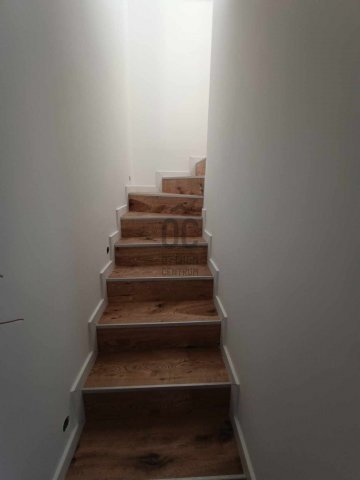 Eladó ikerház, Gödön 106 M Ft, 4 szobás / költözzbe.hu