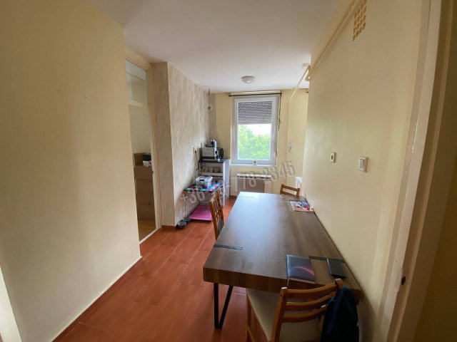 Eladó téglalakás, Békéscsabán 23.9 M Ft, 2 szobás