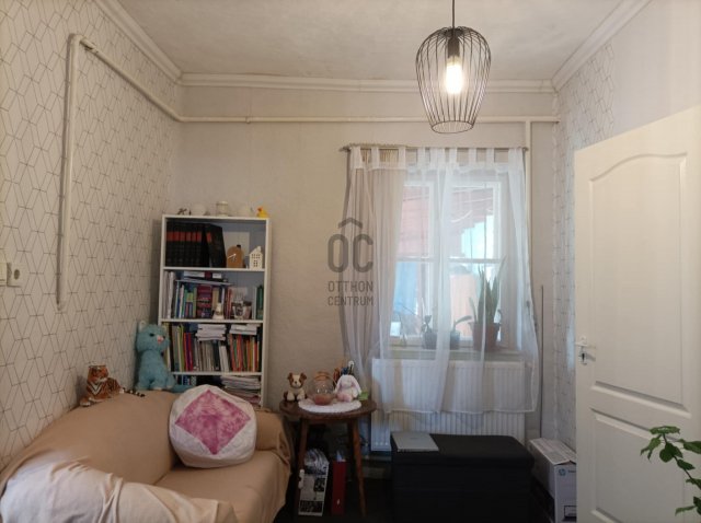 Eladó családi ház, Földesen 21.99 M Ft, 3 szobás