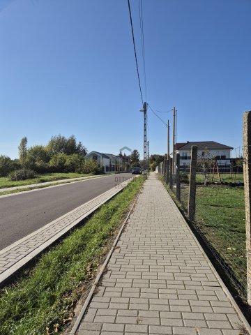 Eladó telek, Budapesten, XVI. kerületben 130 M Ft