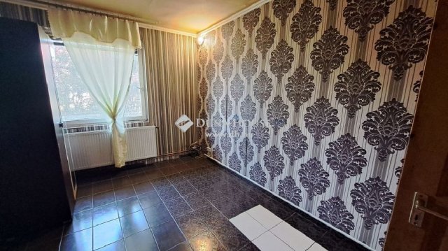 Eladó családi ház, Nagykátán 39.2 M Ft, 6 szobás