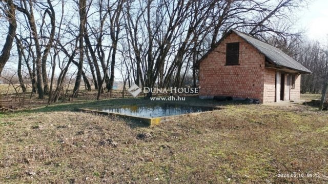Eladó mezogazdasagi ingatlan, Monoron 19.9 M Ft