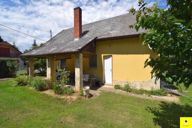 Eladó családi ház, Borgátán 32 M Ft, 3 szobás
