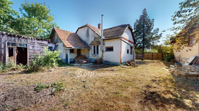 Eladó családi ház, Polgáron 8.99 M Ft, 3 szobás