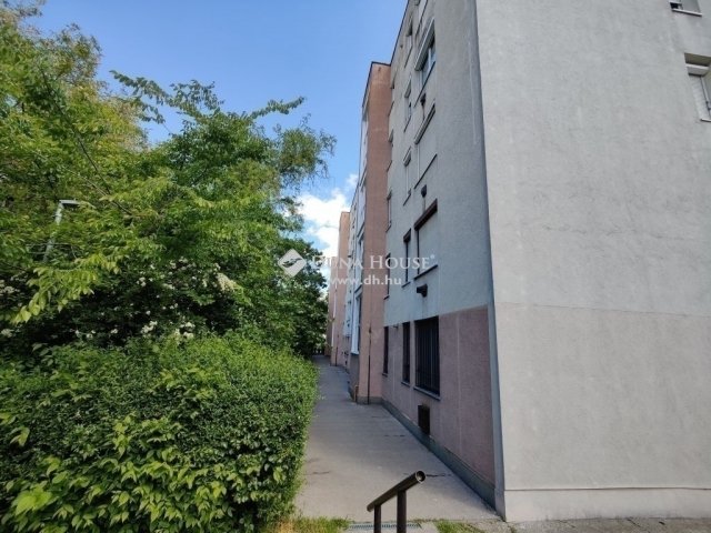 Eladó téglalakás, Budapesten, X. kerületben 72.5 M Ft, 2 szobás