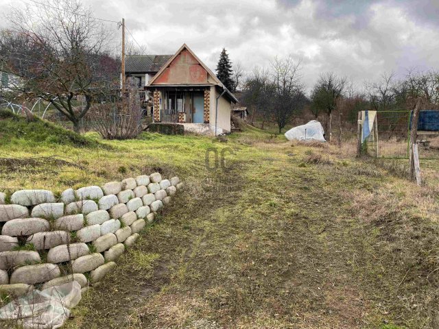 Eladó mezogazdasagi ingatlan, Pakson 70.455 M Ft