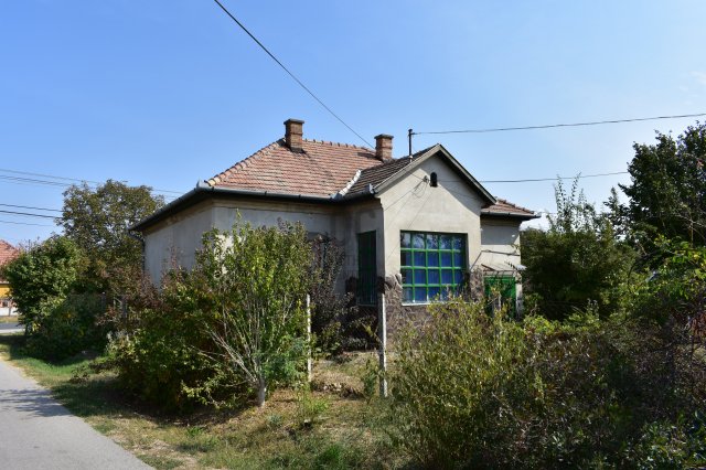 Eladó családi ház, Abonyban 30.49 M Ft, 2 szobás