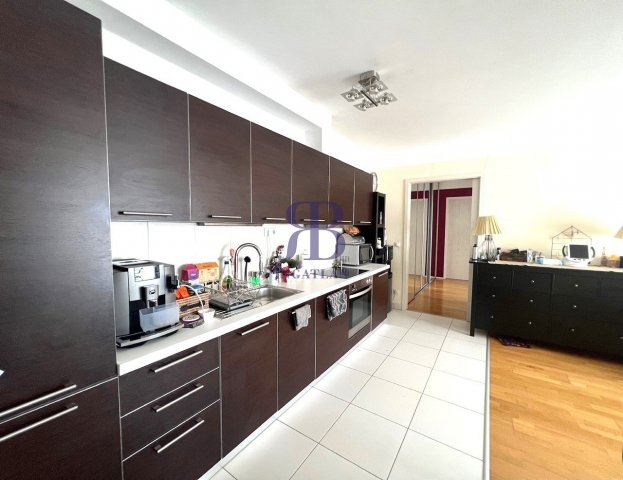 Kiadó téglalakás, albérlet, Budapesten, VI. kerületben