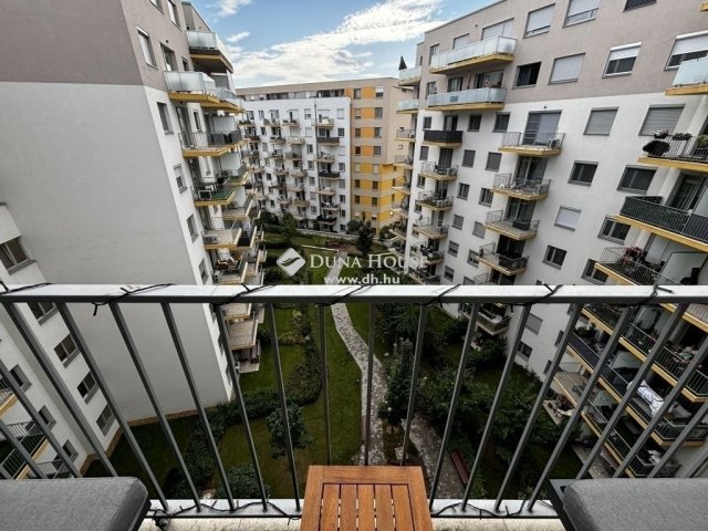 Eladó téglalakás, Budapesten, XIII. kerületben 110 M Ft