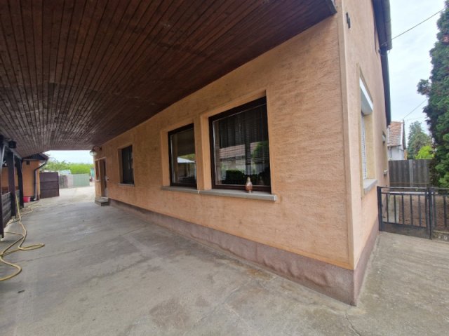 Eladó családi ház, Dabason 65 M Ft, 3 szobás