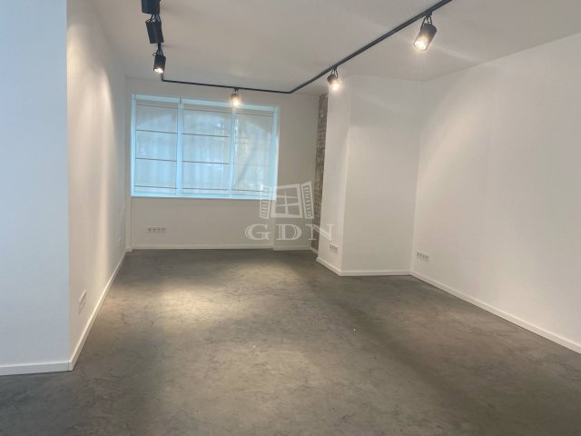 Eladó téglalakás, Budapesten, VI. kerületben 69 M Ft, 2 szobás