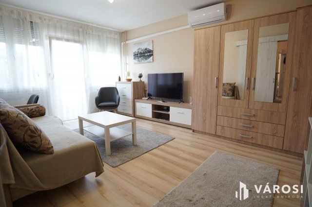 Eladó panellakás, Nagykanizsán 31.5 M Ft, 2 szobás