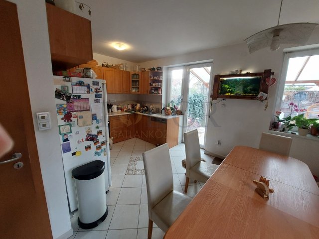 Eladó ikerház, Budapesten, XVIII. kerületben 122.5 M Ft